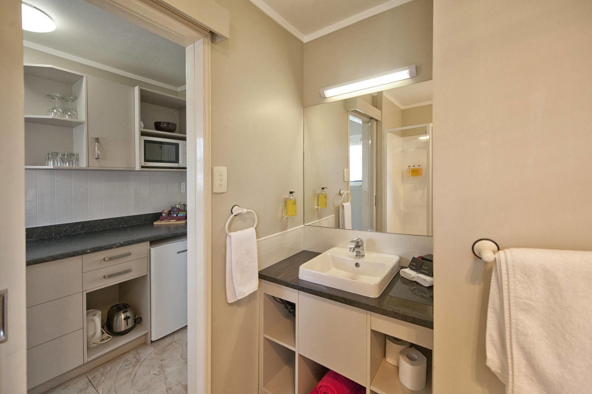 Sport Of Kings Motel Роторуа Екстериор снимка