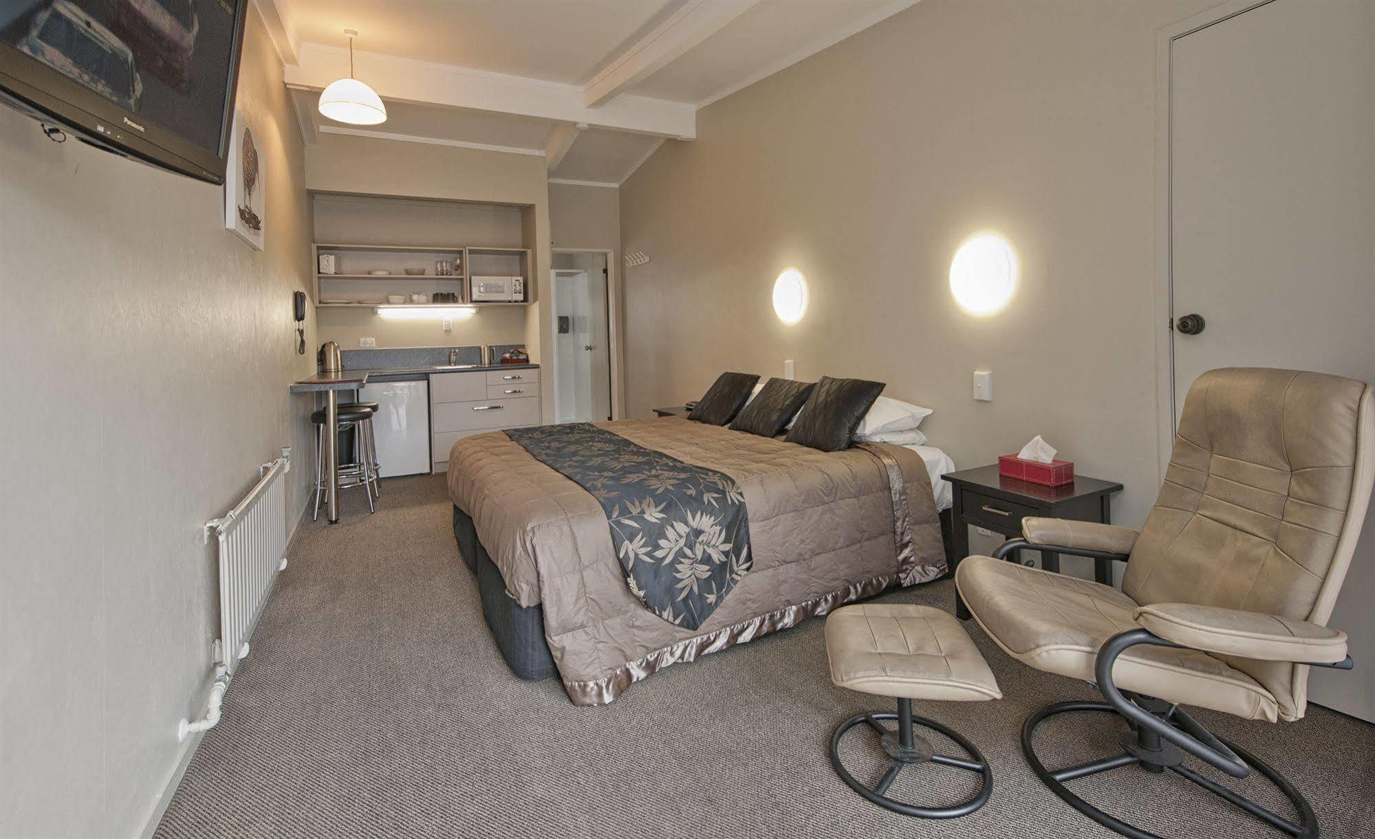 Sport Of Kings Motel Роторуа Екстериор снимка